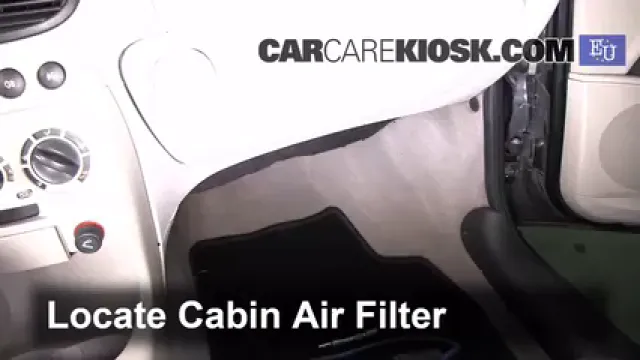 2003 Fiat Punto EX 1.3L 4 Cyl. Turbo Diesel Filtre à air (intérieur) Changement
